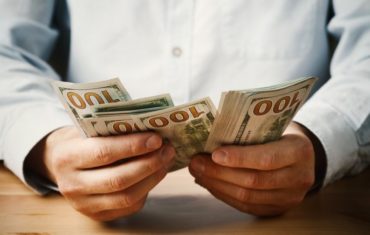 The non-seizable amount of wage rises in Czechia