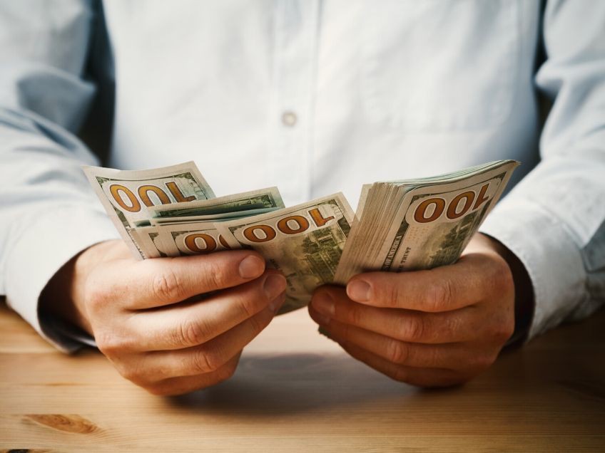 The non-seizable amount of wage rises in Czechia